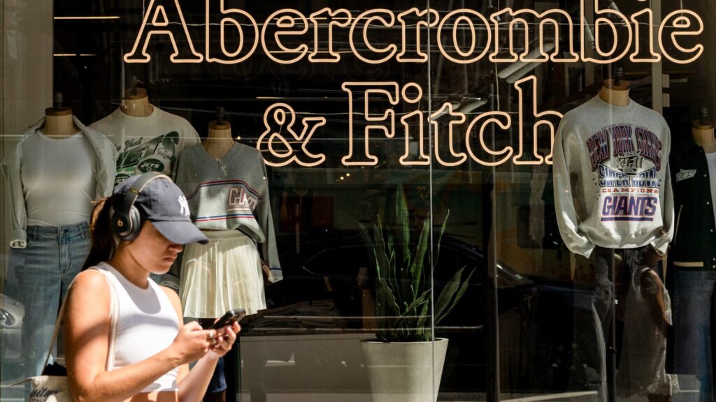 Abercrombie Shares Soar 37% on Hollister Growth, Strong Earnings Beat